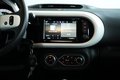 Daumennagel 18 - Renault Twingo Intens Electric  AUT LED CARPLAY