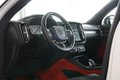 Daumennagel 17 - Volvo XC40 R Design AWD AUT LED PANO KEYLEES 360° H&K