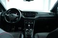 Daumennagel 17 - Volkswagen T-Roc Sport  AUT NAV LED ACC