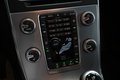Daumennagel 22 - Volvo V60 Kombi Summum AUT NAV LED