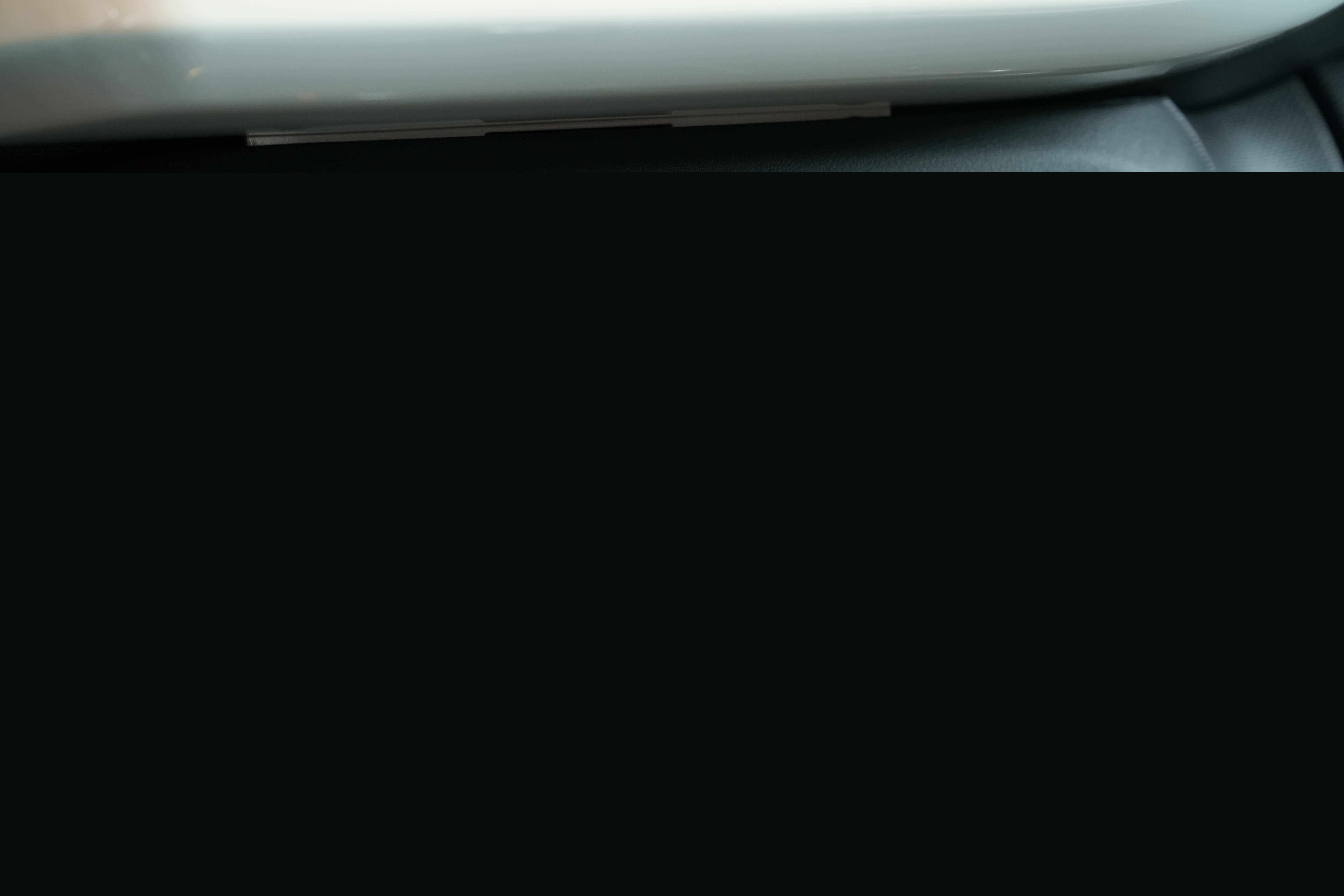 Daumennagel 23 - Renault Twingo Intens Electric  AUT LED CARPLAY