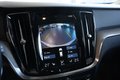 Daumennagel 30 - Volvo V60 Kombi Inscription AUT LED NAV AHK H&K