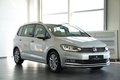 Daumennagel 5 - Volkswagen Touran Comfortline LED NAV SHZ ACC AHK