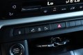 Daumennagel 32 - Peugeot Traveller Business VIP L2 AUT NAV 6-SITZER LEDER