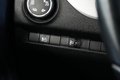 Daumennagel 37 - Peugeot Traveller Business VIP L2 AUT NAV 6-SITZER LEDER