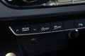 Daumennagel 30 - Audi A4 Avant 40 TDI quattro S line Competition HEAD-UP