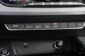 Daumennagel 26 - Audi A4 Avant 40 TFSI quattro S line AHK AUT NAV LED PANO