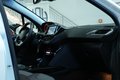 Daumennagel 17 - Peugeot 2008 Allure GT Line AUT AHK NAV CARPLAY LED AMBIENT