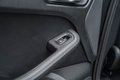Daumennagel 57 - Porsche Macan  Panorama Dach Porsche Approved 02.2027