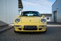 Daumennagel 2 - Porsche 911/993 Carrera 4S  pastellgelb 26.225km German car