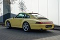 Daumennagel 4 - Porsche 911/993 Carrera 4S  pastellgelb 26.225km German car