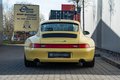 Daumennagel 5 - Porsche 911/993 Carrera 4S  pastellgelb 26.225km German car
