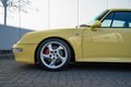 Daumennagel 37 - Porsche 911/993 Carrera 4S  pastellgelb 26.225km German car