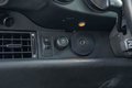 Daumennagel 61 - Porsche 911/993 Carrera 4S  pastellgelb 26.225km German car
