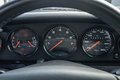 Daumennagel 15 - Porsche 911/993 Carrera 4S  pastellgelb 26.225km German car