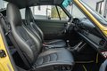 Daumennagel 28 - Porsche 911/993 Carrera 4S  pastellgelb 26.225km German car