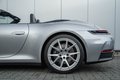 Daumennagel 42 - Porsche 992.2 Carrera Cabriolet Bi-Color Paket930 Sportabgas