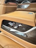 Thumbnail 31 - BMW 750i xDrive  Massage B&W Sound Glasdach SoftClose