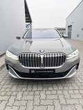 Thumbnail 2 - BMW 750i xDrive  Massage B&W Sound Glasdach SoftClose