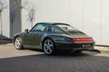 Daumennagel 4 - Porsche 911/993 Carrera 4S  oakgrünmetallic gelbe Bremssättel