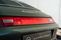 Daumennagel 45 - Porsche 911/993 Carrera 4S  oakgrünmetallic gelbe Bremssättel