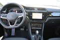Daumennagel 8 - Volkswagen Touran 1.5 TSI DSG R-Line BMT/Start-Stopp Navi. Klimaaut. Alu. SHZ. PDC.