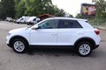 Daumennagel 12 - Volkswagen T-Roc 1.0 TSI Life Navi. Klimaaut. Alu. SHZ. PDC.