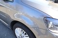 Daumennagel 3 - Volkswagen Touran 2.0 TDI DSG Cup BMT Autom. Navi. Klimaaut. SHZ. PDC. Tempomat. 7-Sitze.