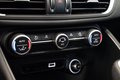 Daumennagel 29 - Alfa Romeo Giulia Quadrifoglio|SCHALENSITZE|CARBON|H&K|ACC