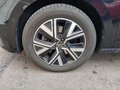 Daumennagel 5 - Volkswagen Touran Comfortline ADAPTLED/PANO/RFK/STNDHZNG/AHK