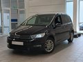 Daumennagel 1 - Volkswagen Touran Comfortline AHK/PANO/STNDHZNG/DYNAUDIO/RFK