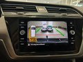 Daumennagel 7 - Volkswagen Touran Comfortline AHK/PANO/STNDHZNG/DYNAUDIO/RFK
