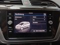 Daumennagel 11 - Volkswagen Touran Comfortline AHK/RFK/DYNAUDIO/STNDHZNG/LED