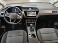 Daumennagel 13 - Volkswagen Touran Comfortline AHK/STNDHZNG/RFK/DYNAUDIO