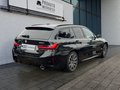 Daumennagel 3 - BMW 320i M Sport AHK/MMRY/ADAPTLED/HUD/PANO/HIFI/ACC