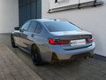 Daumennagel 2 - BMW 320d xDrive M Sport AHK/MMRY/ADAPTLED/360°/GLSDCH