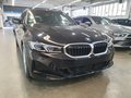 Daumennagel 2 - BMW 318 d Touring Auto
