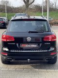 Daumennagel 25 - Volkswagen Touareg V6 TSI Hybrid Sportpaket Panorama+ NAVI+ VOLL