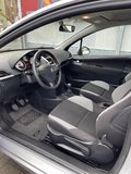 Daumennagel 8 - Peugeot 207 Tendance+ KLIMA+ TÜV NEU+ E-FENSTER+ 1 HAND