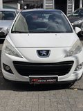 Daumennagel 5 - Peugeot 207 Urban Move+ KLIMA+ E-FENSTER+ PANO