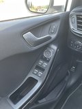 Daumennagel 24 - Ford Fiesta 1.5 TDCi Titanium ACC/Navi/RFK/SZH