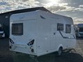 Daumennagel 5 - Caravelair Alba 390 Mod. 2026 1300 KG Shower/Cosy/Safety Heizung