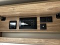Daumennagel 28 - Eura Mobil Integra Line 720 EF Edition 101 Automatik 180 PS Hubbett