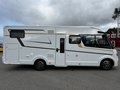 Daumennagel 55 - Eura Mobil Integra Line 720 EF Edition 101 Automatik 180 PS Hubbett