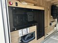 Daumennagel 56 - Eura Mobil Integra Line 695 LF Backofen Stützen Navi Kamera