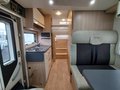 Daumennagel 16 - GiottiLine Siena 385 Privilege Solar Navi Hubbett Markise