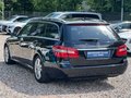 Daumennagel 32 - Mercedes-Benz E220T CDI AVANTGARDE