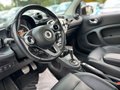 Daumennagel 29 - Smart ForTw Cabrio*BRABUS STYLE*NAVI*AMBIENTE*TURBO