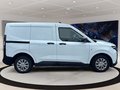 Daumennagel 4 - Ford Transit Courier Winter Paket + PDC + Klima