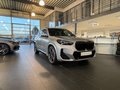 BMW X1 18i sDrive M Sport Pro AHK/Pano/M-Sitze/360°/HUD/19" - bilder 1